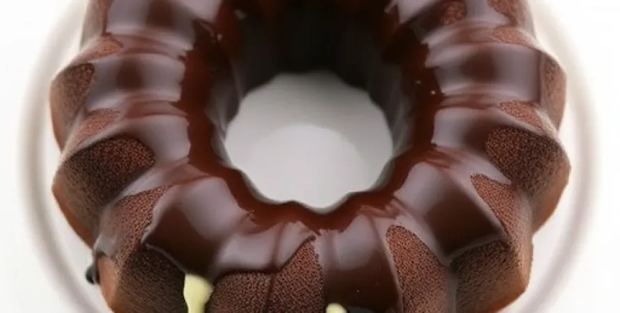 Gâteau au chocolat en forme de bague
