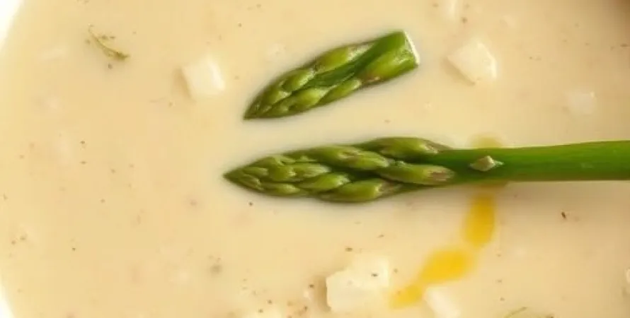 Potage d'asperges sans crème
