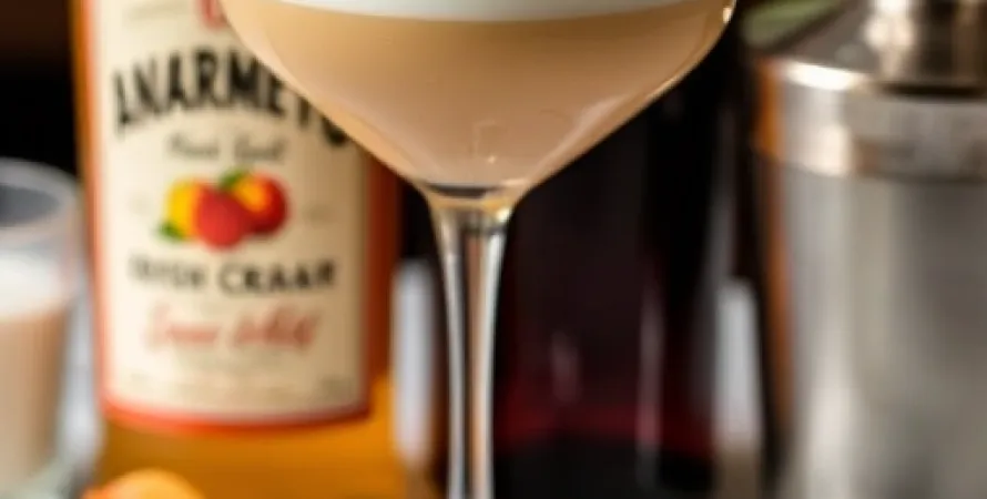 Kiss Crème