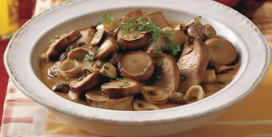 Côtes de porc aux épices asiatiques et sauce aux champignons