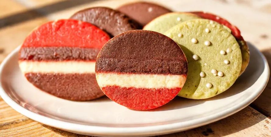 Sablés rayés au chocolat et à la menthe