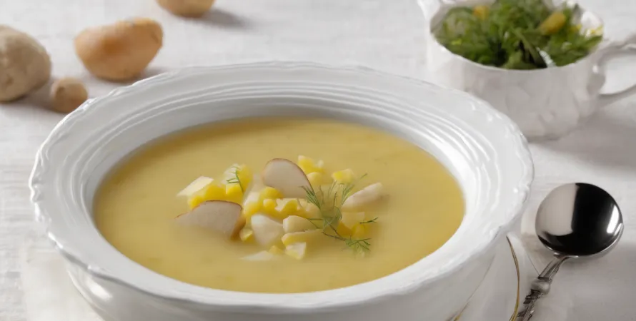 Potage de chou de Savoie et de maïs